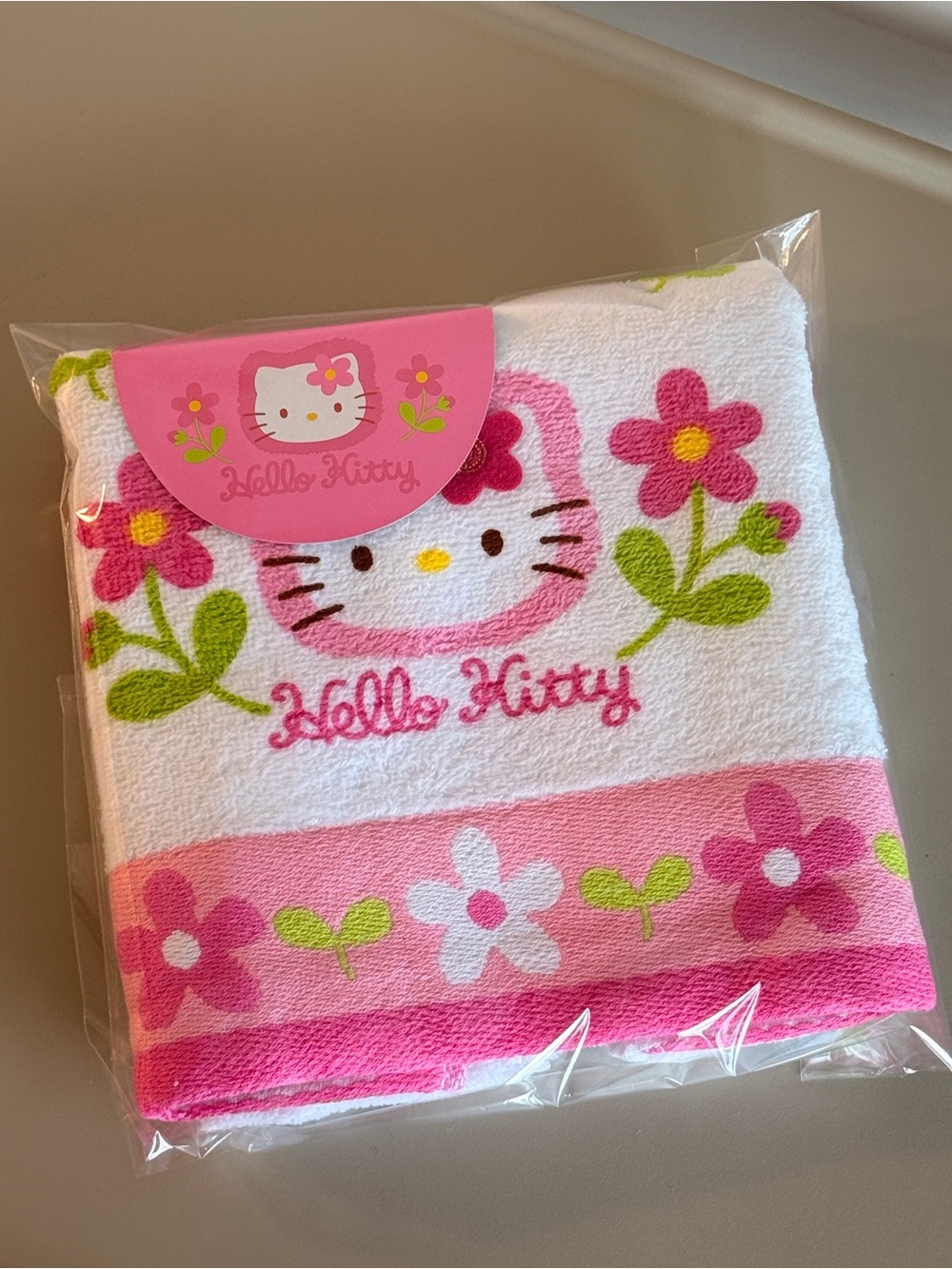 Vintage Y2K Hello Kitty Pink Floral Towel 2001